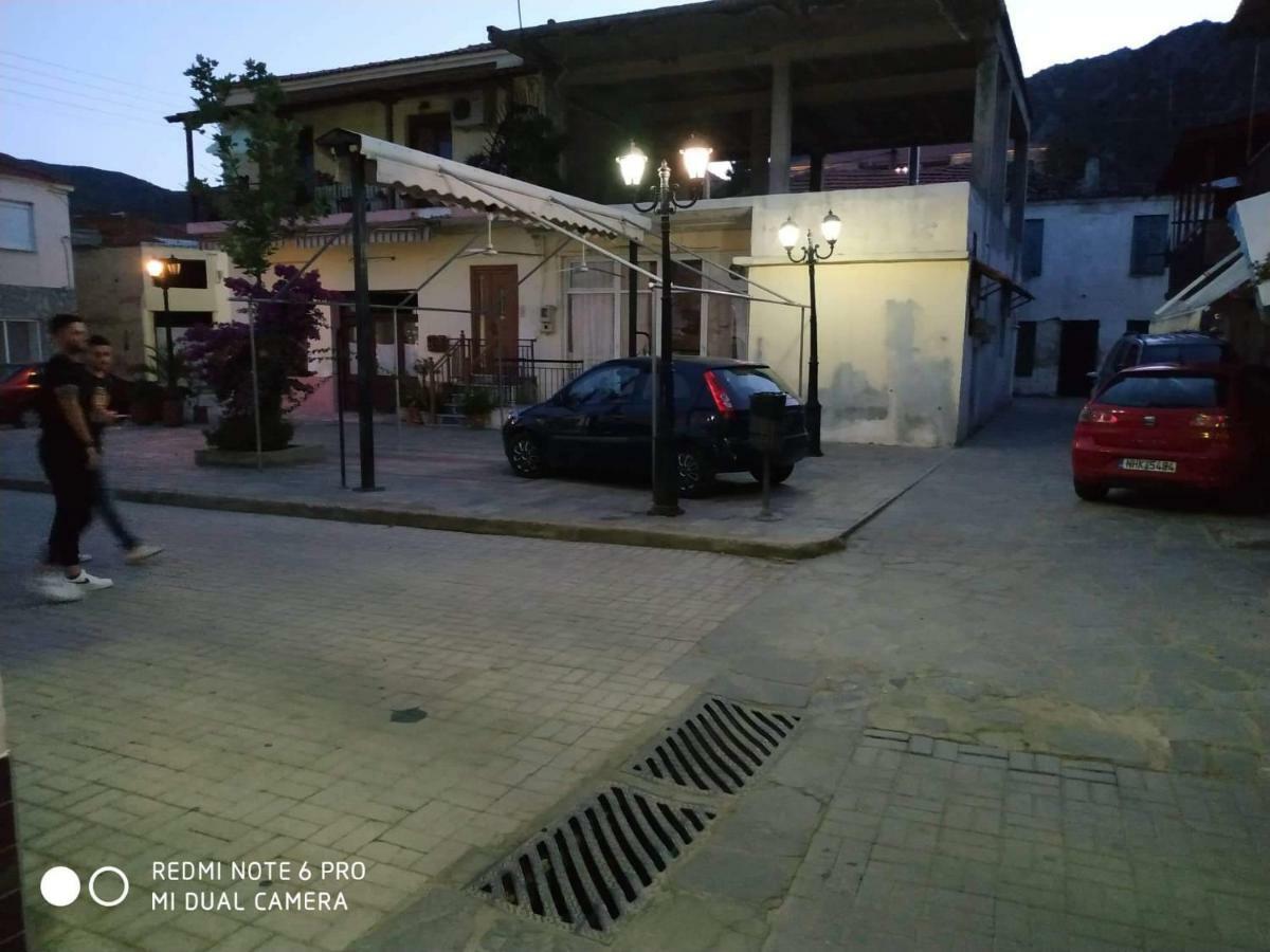 Lavim Apartments 2 Сикия Экстерьер фото