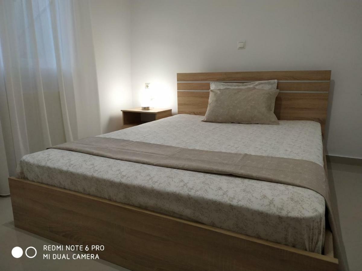 Lavim Apartments 2 Сикия Экстерьер фото